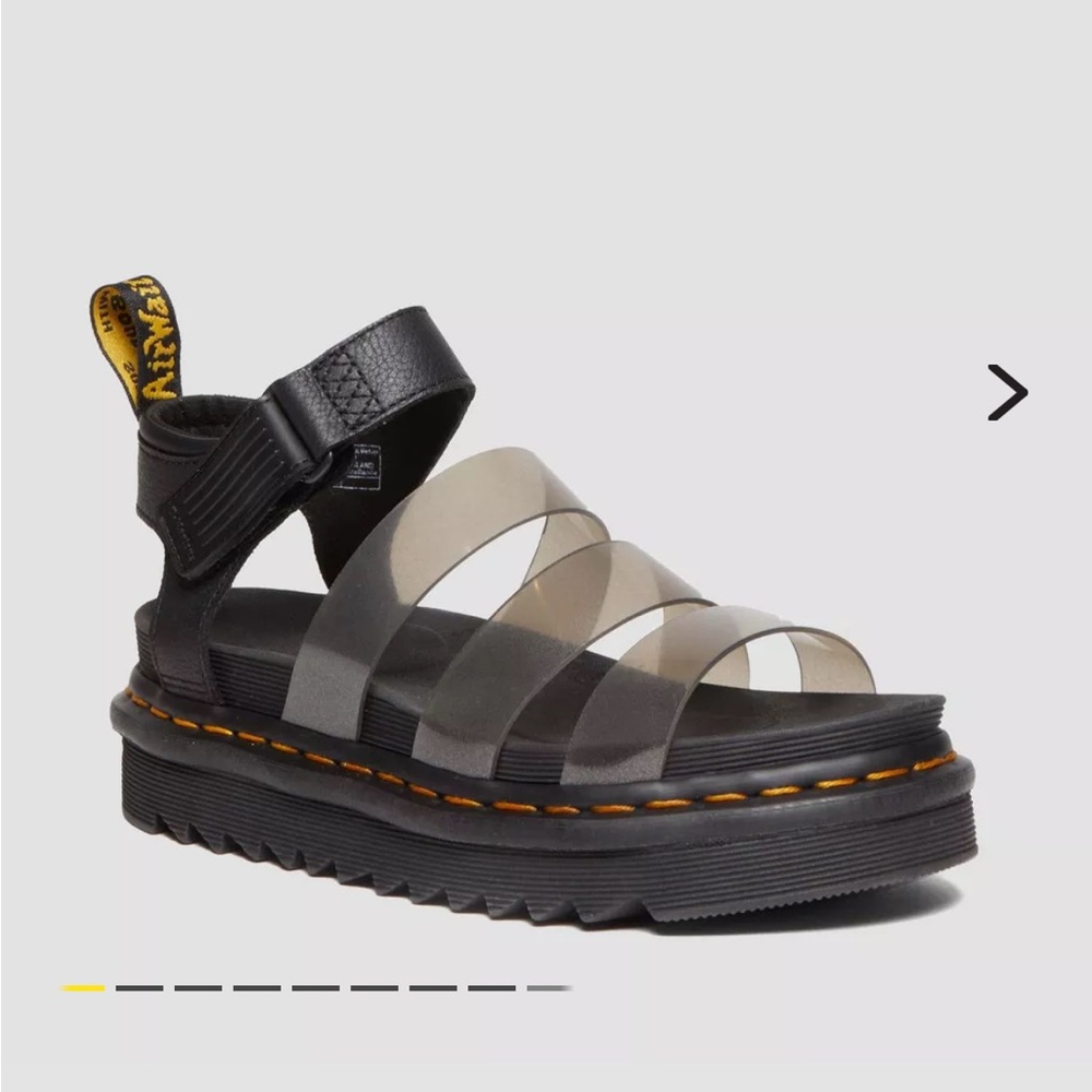 Women’s Dr Marten sandals. Unworn, your summer sandals are here.